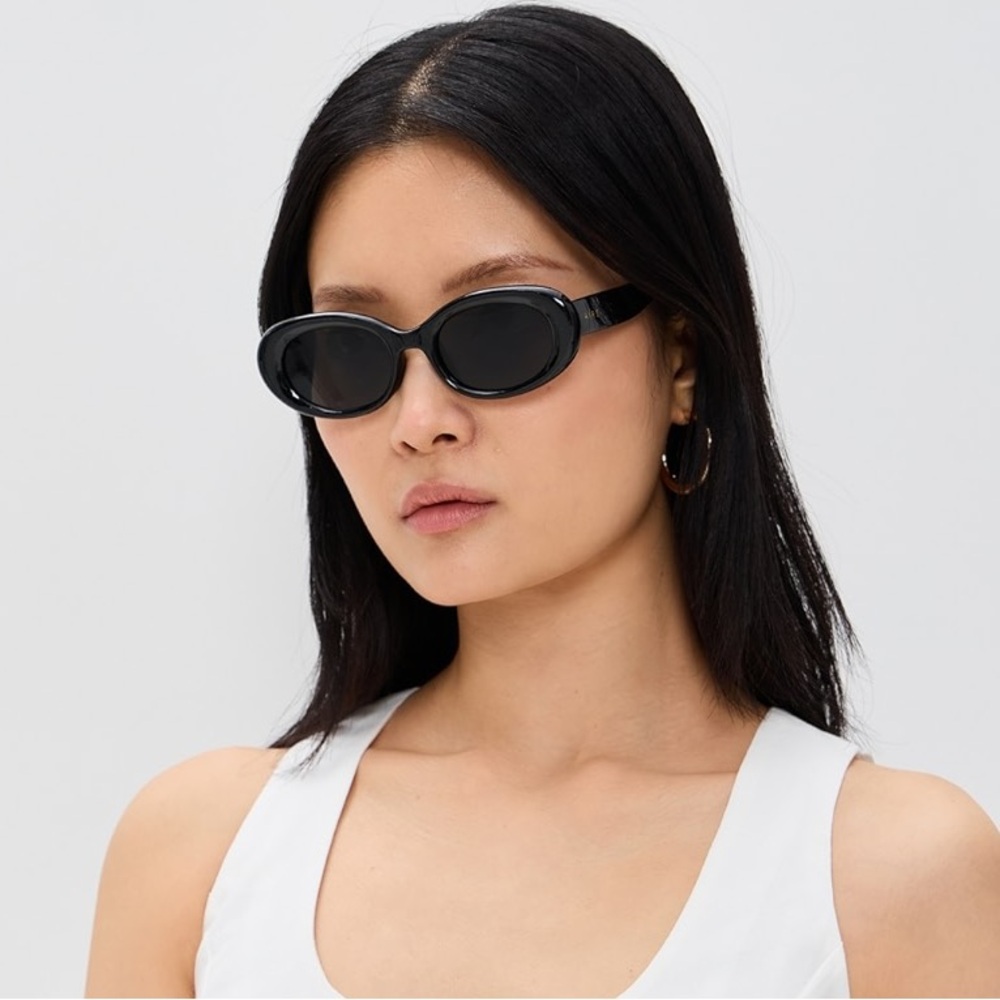 * NWT Aire Epsilon Sunglasses